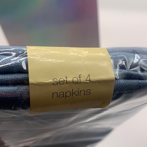 Newbridge cloth napkin set of 4 blue 17" Vintage New - Picture 4 of 4
